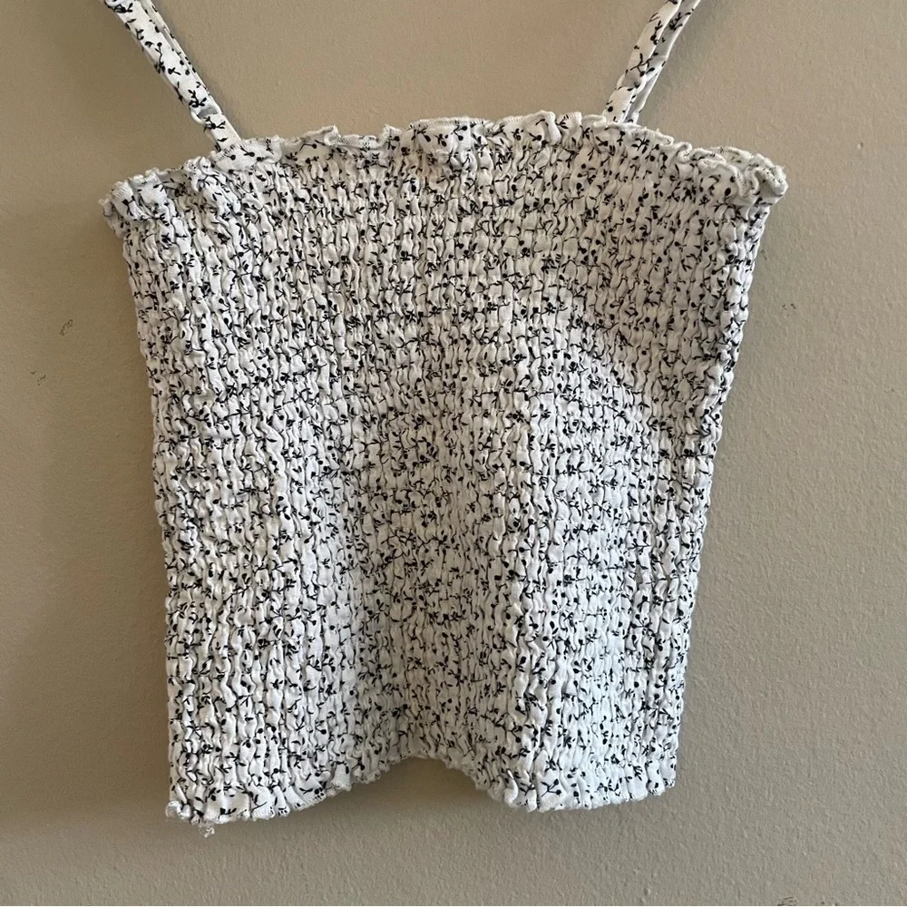 J. Galt White & Black Floral Smocked 100% Linen Tube Crop Top – One Size EUC - Picture 12 of 15